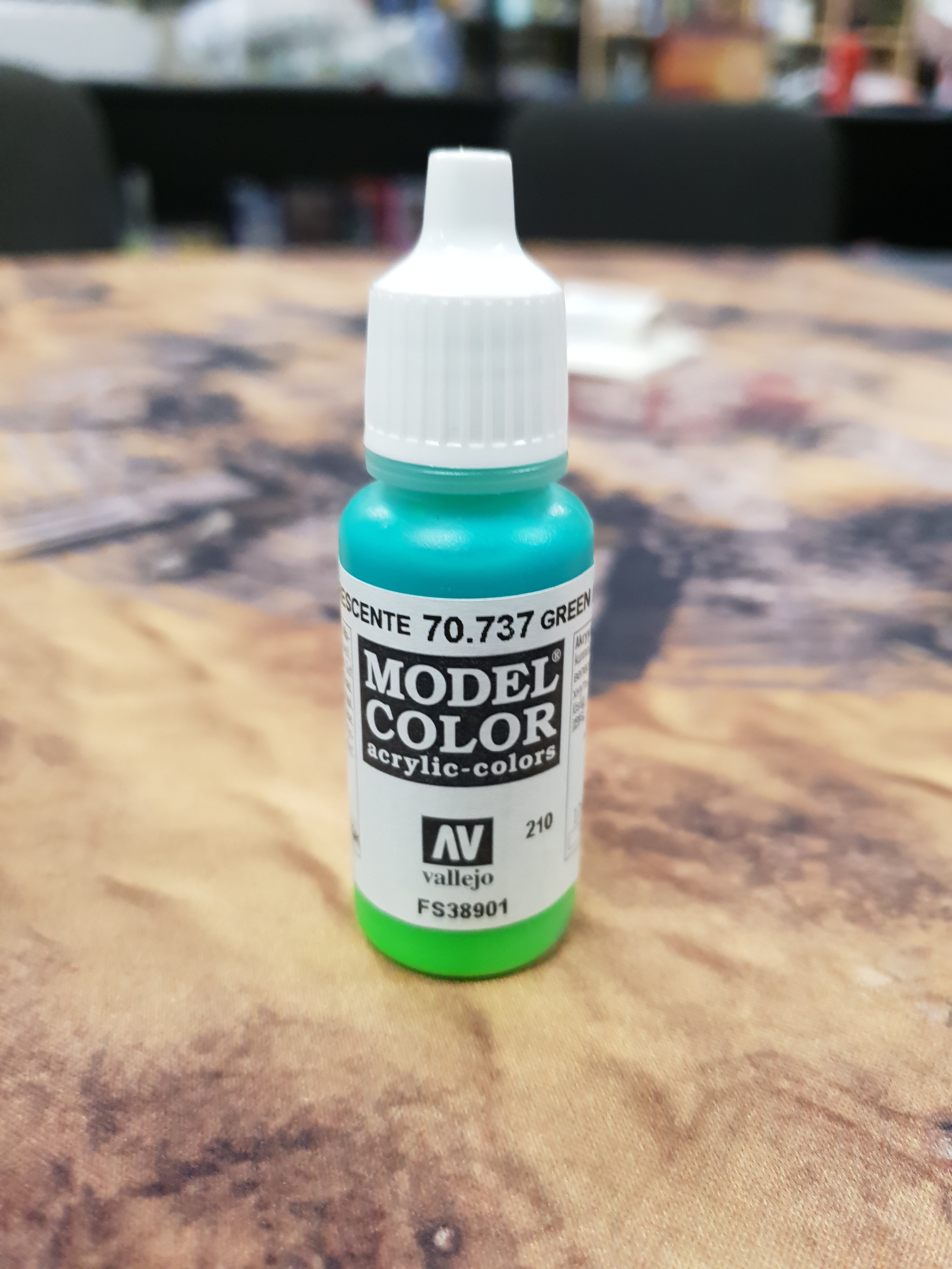 70.737 green fluorescent | Gaming Infinity